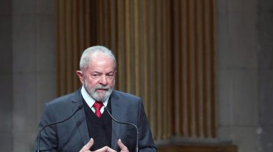 Juiz do Supremo Tribunal Federal anula condenações contra Lula