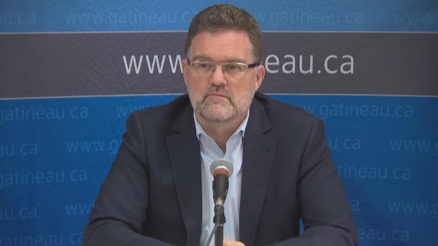 “Reformas”: a responsabilidade é da província, afirma o prefeito de Gatineau
