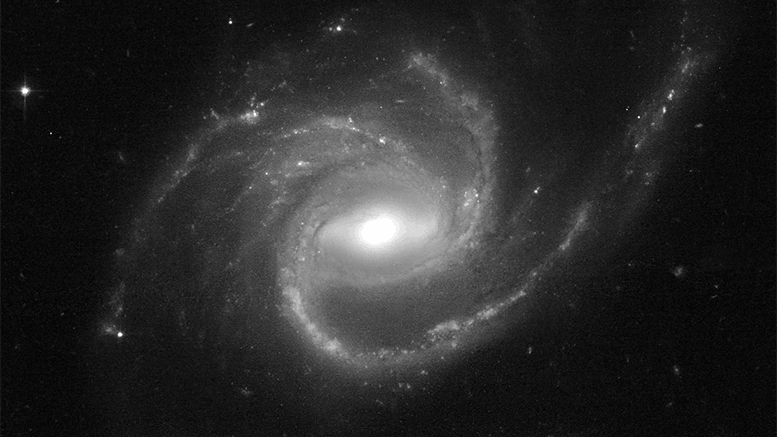 Primeiras imagens impressionantes do Hubble reiniciadas: Strange 'Alien Ball' galáxias