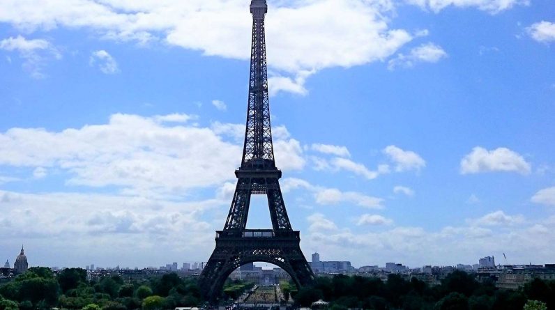 Turismo: espera-se que 50 milhões de visitantes estrangeiros cheguem à França neste verão