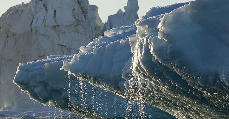 O derretimento do gelo nos pólos agora está causando mudanças sutis na crosta terrestre em grande escala