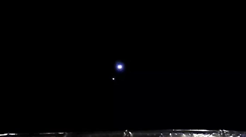 O orbitador Chang'e-5 da China está indo para a lua