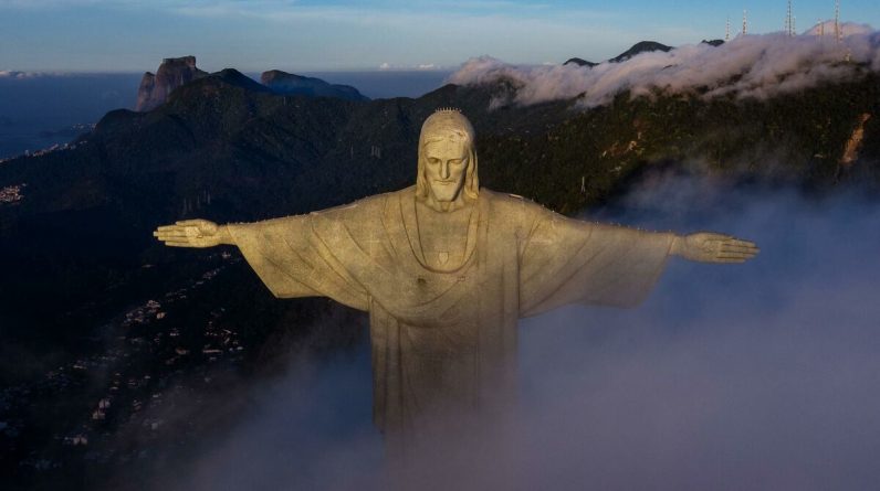 “Foi importante vir rezar por quem nos protege”: Rio de Janeiro comemora 90 anos do Cristo Redentor