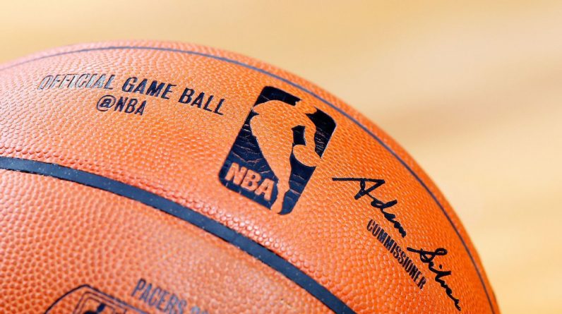 A National Basketball Association (NBA) recomenda boosters COVID-19 para jogadores, treinadores e árbitros