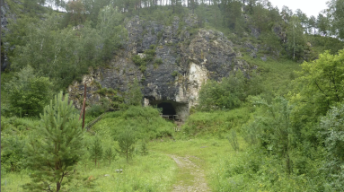 A caverna siberiana produz os fósseis mais antigos pertencentes a uma misteriosa espécie humana