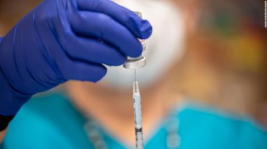 Vacina Covid-19: O tempo entre as doses de Pfizer e Moderna Covid-19 pode ser de até 8 semanas para algumas pessoas, de acordo com as diretrizes atualizadas do CDC.