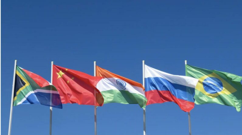Os países BRICS contornam o Fundo Monetário Internacional