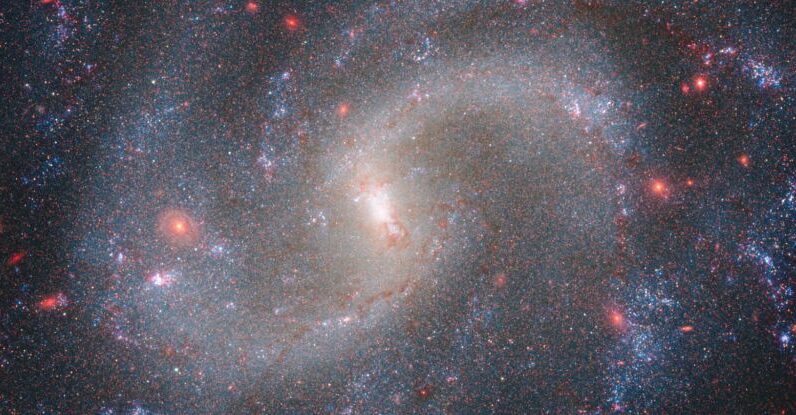 O Telescópio Espacial James Webb acaba de medir a taxa de expansão do universo.  Os astrônomos estão confusos.  Alerta científico
