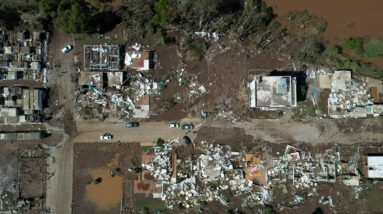 No Brasil, o número de vítimas do furacão subiu para pelo menos 31 pessoas