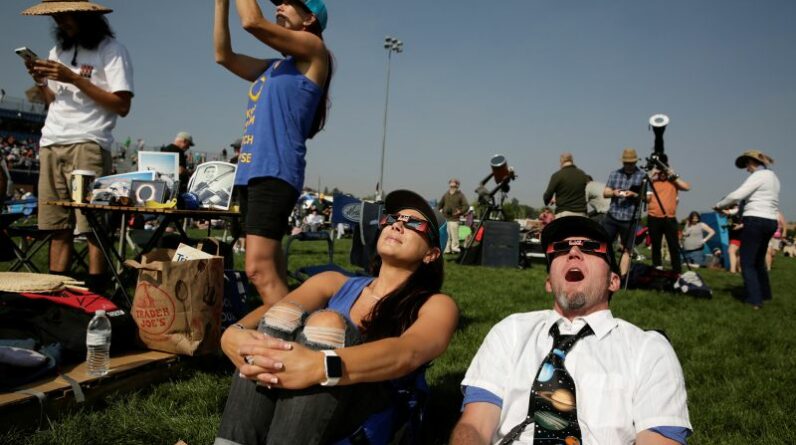 Enquanto você assiste ao eclipse solar, você também poderá senti-lo