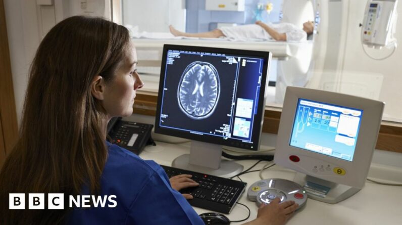 Radiologistas alertam para o habitual atraso no tratamento do cancro